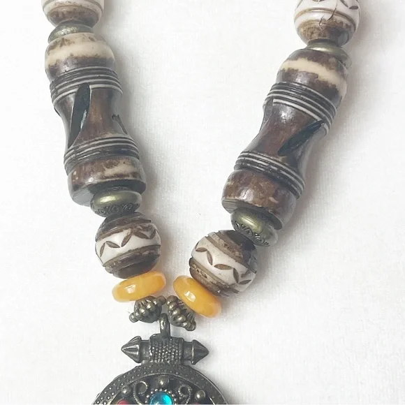 Vintage Sun Like Amazigh Amber & Bone Chunky Necklace - Picture 4 of 14